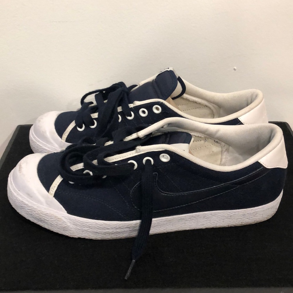 Nike All Court Men’s Size 10.5